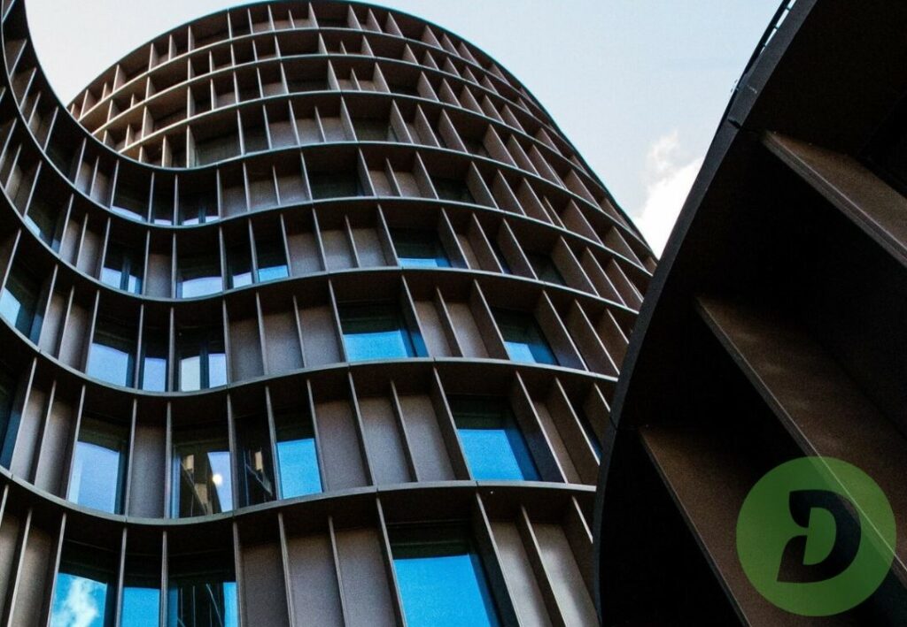 SI UN EDIFICIO SE VUELVE ARQUITECTURA, ES ARTE